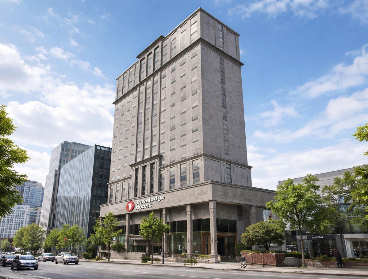 Travelodge Gangnam Yeoksam Hotel Facade