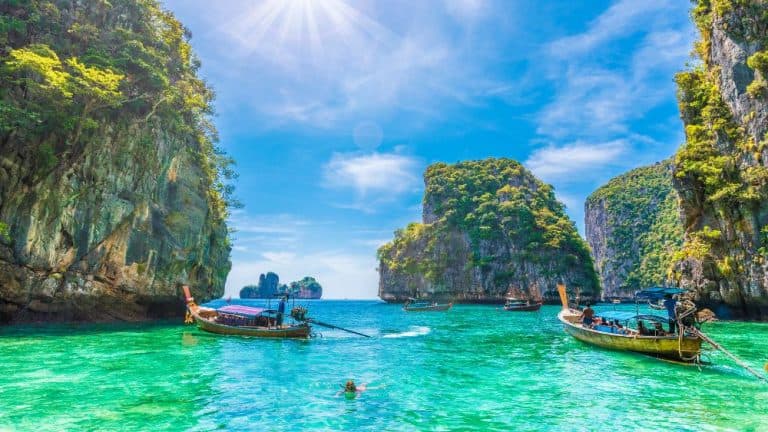 the-5-most-incredible-places-to-visit-in-phuket