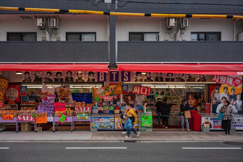 kpop merchandise stall