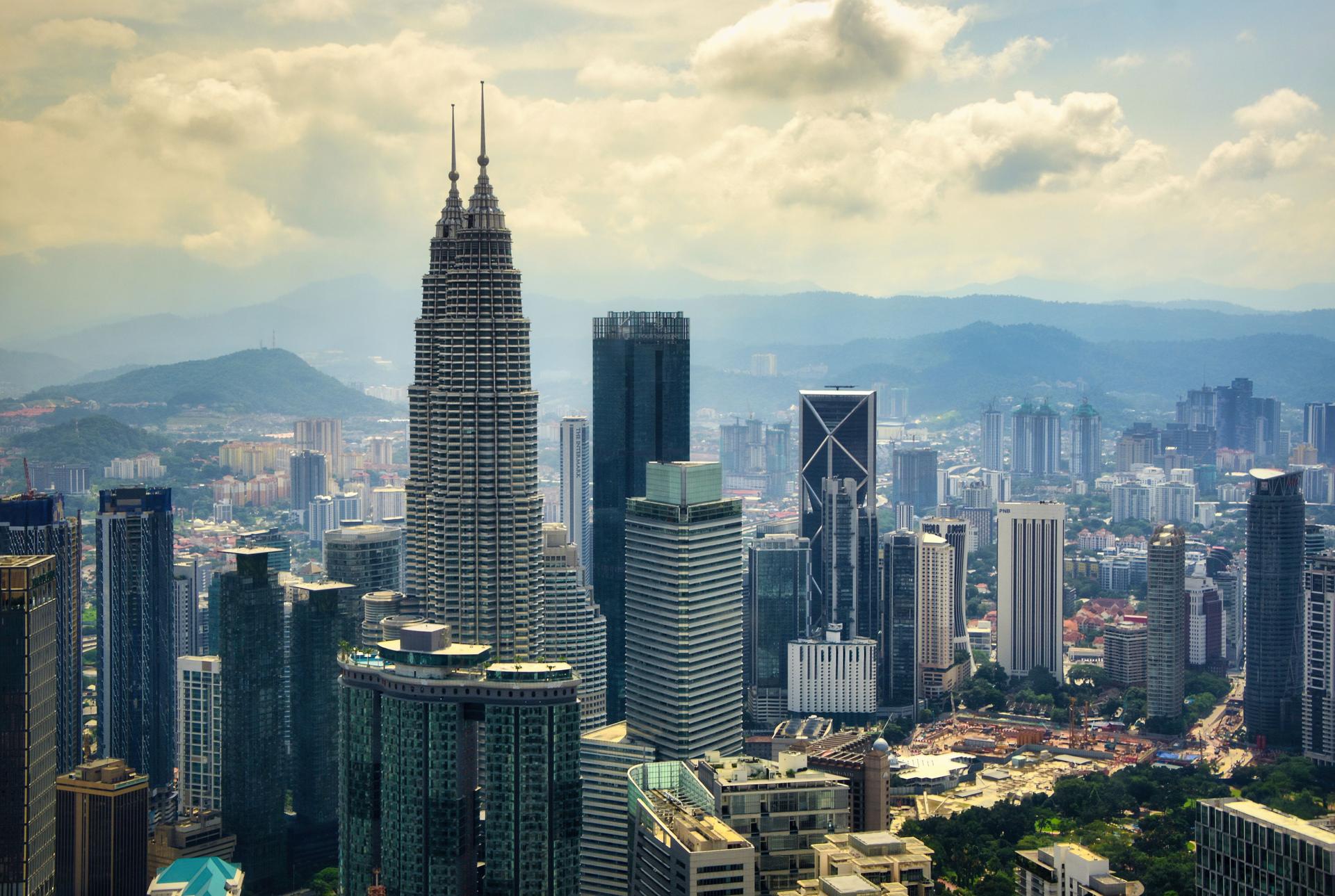 3-Day Kuala Lumpur Concert Itinerary with Sightseeing & Food