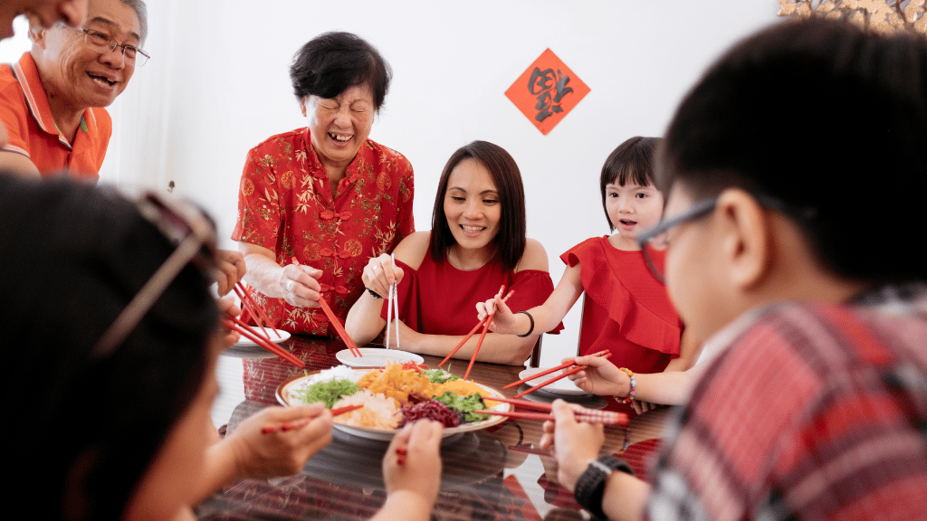 family-reunion-cny