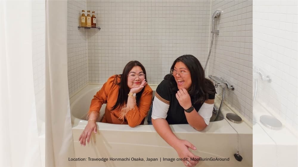 BathTub-MooBurinGoAround