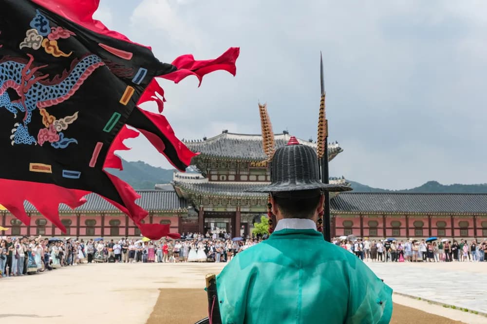 palaces-in-seoul