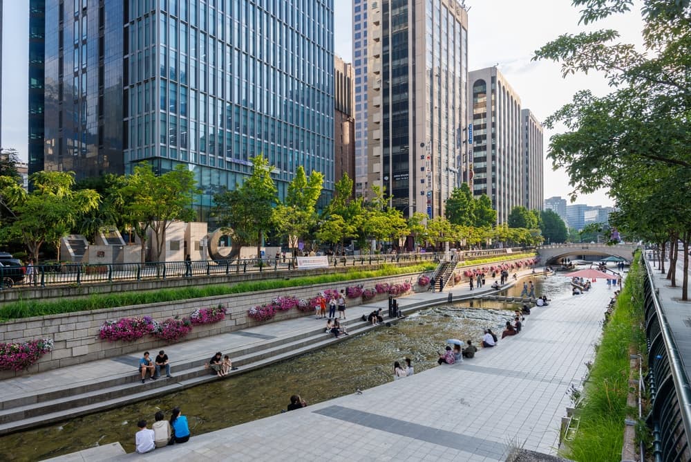 Cheonggyecheon stream and Seoul cityscape