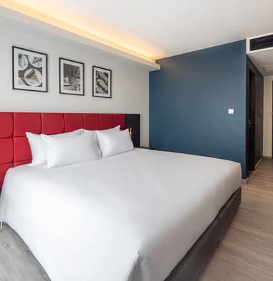 Travelodge Phuket Town Standard Room