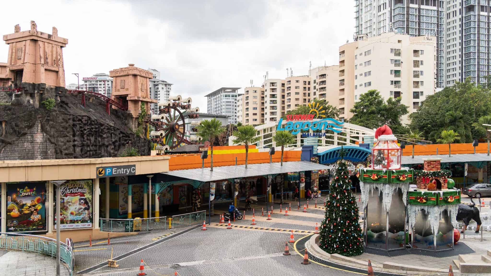 Sunway-Lagoon-Theme-Park