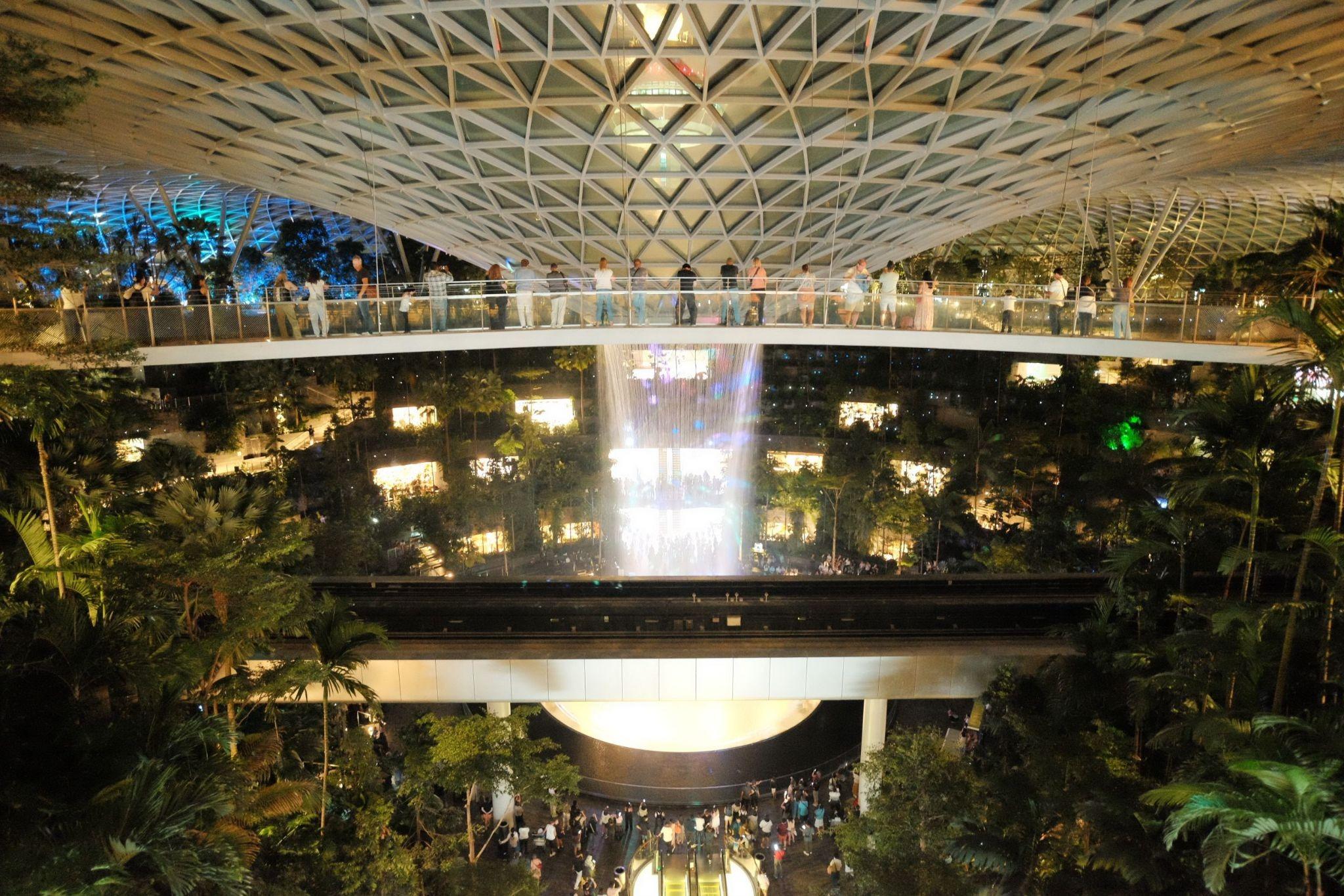How to Go to Jewel Changi Airport from Terminal 1 & 2