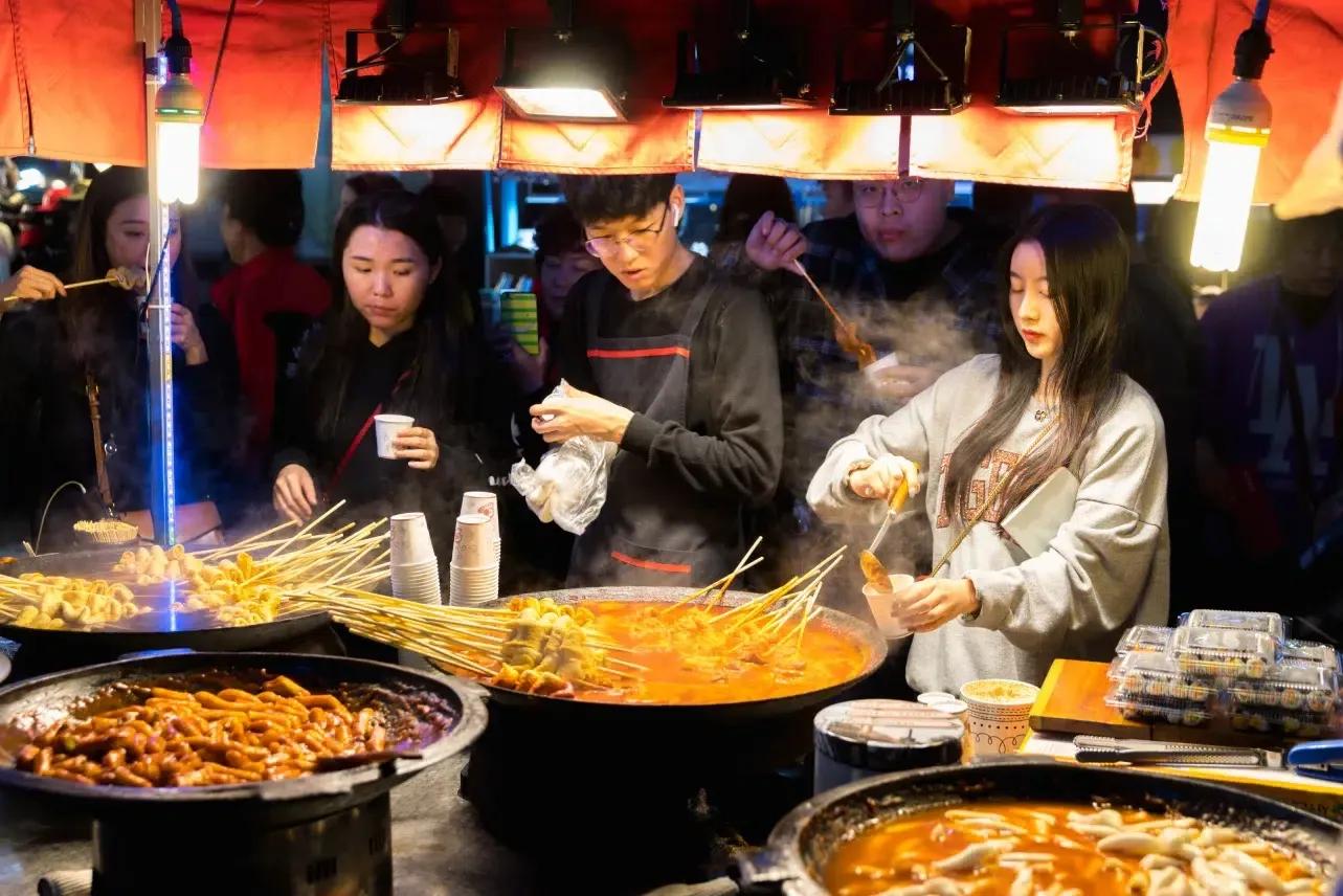 Dongdaemun’s famous street food
