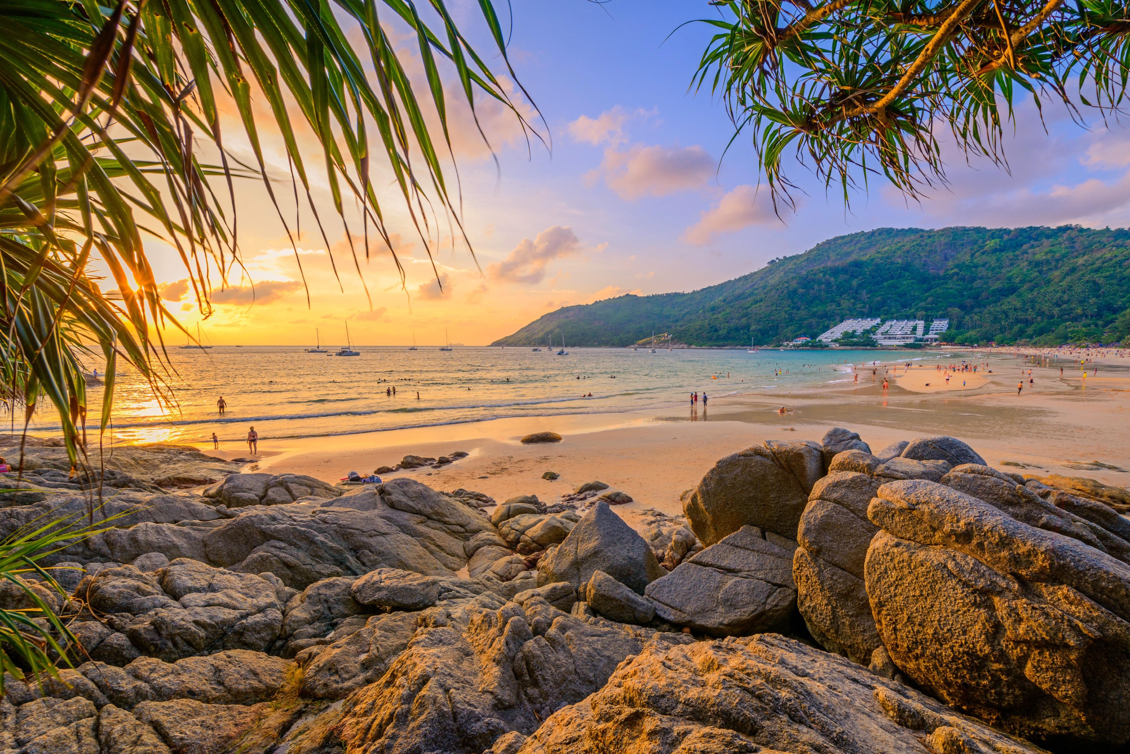 nai-harn-beach