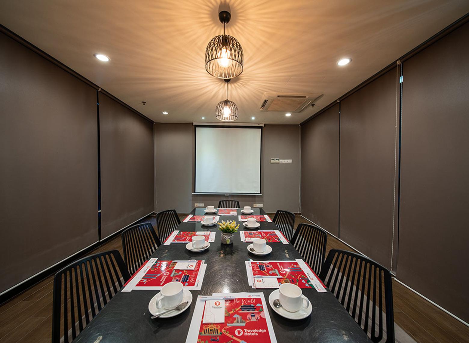 travelodge-georgetown_Meeting_Room