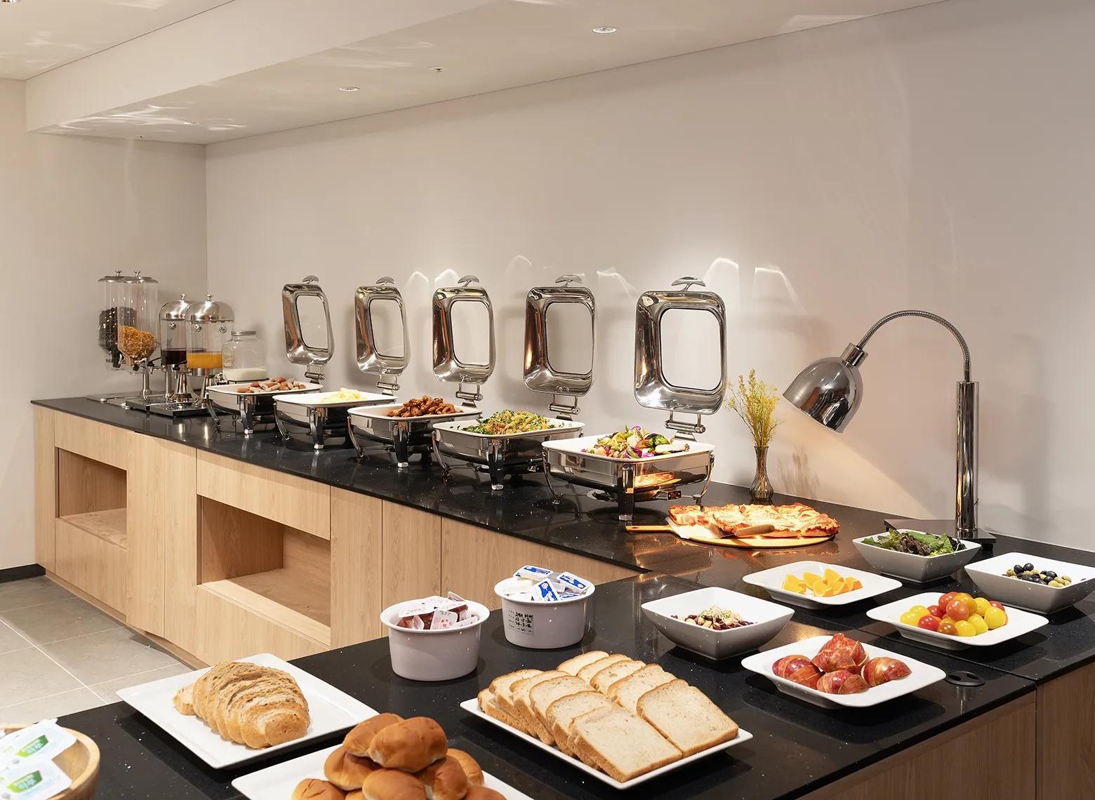 Travelodge Myeongdong Namsan-breakfast