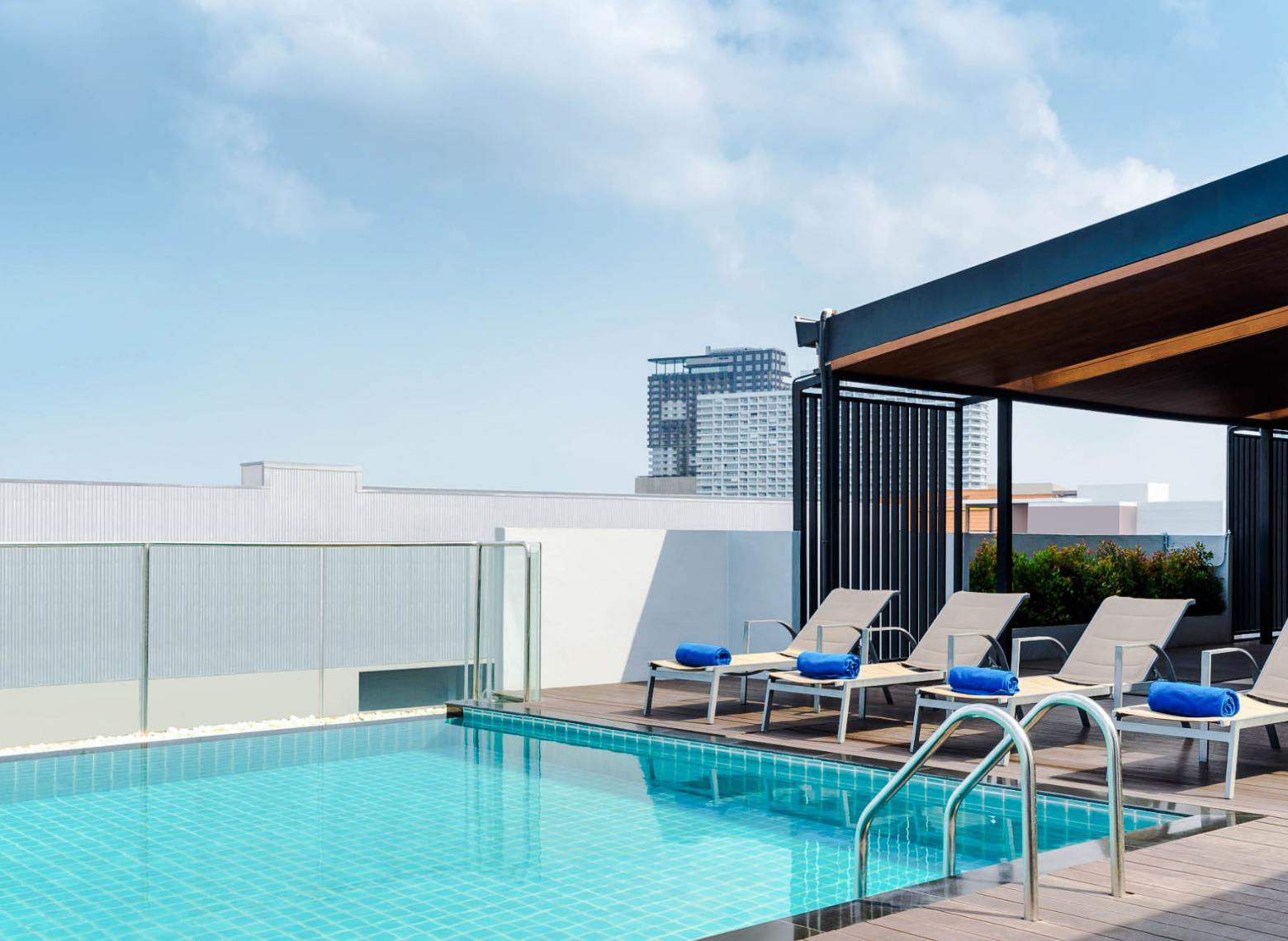 travelodge-pattaya-swimming-pool6