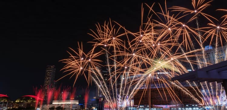 Best Light Shows and Events During Singapore Night Festival