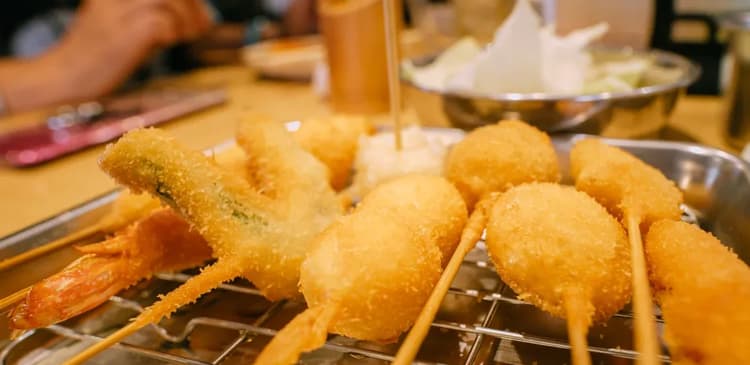 Denk je dat Osaka alleen maar takoyaki en okonomiyaki te bieden heeft? Mis dan deze onderschatte eetgelegenheden niet!