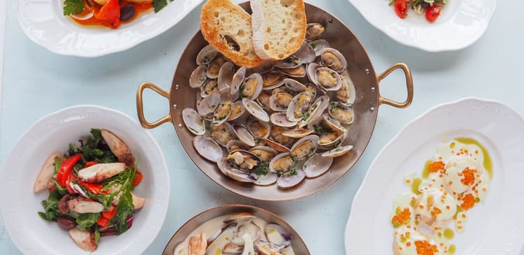 Ultimat guide til sjømatbuffé i Singapore: Toppvalg for ferske smaker