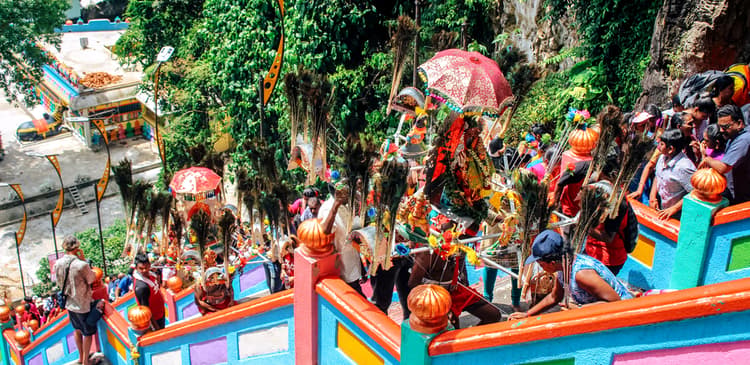 Don't Just Take Photos: How to Respectfully Experience Malaysia's Cultural Festivals