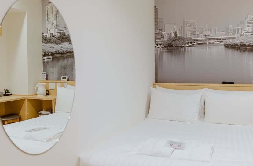 TLHO-Superior Double-Room-4.png